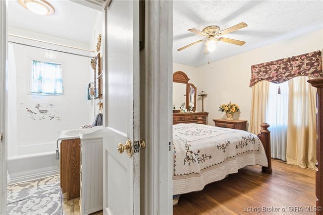 211 Virginia Court, New Albany, IN 47150