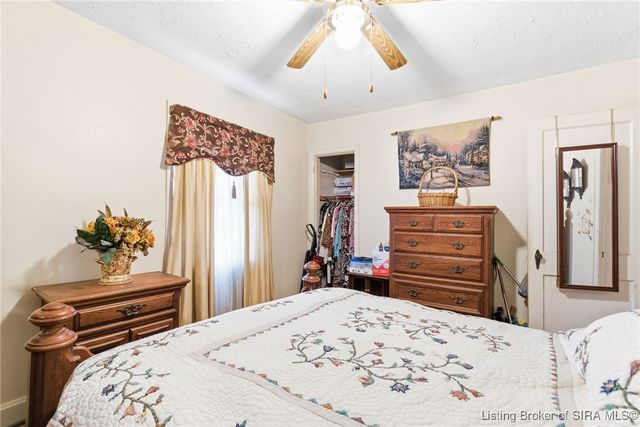 211 Virginia Court, New Albany, IN 47150