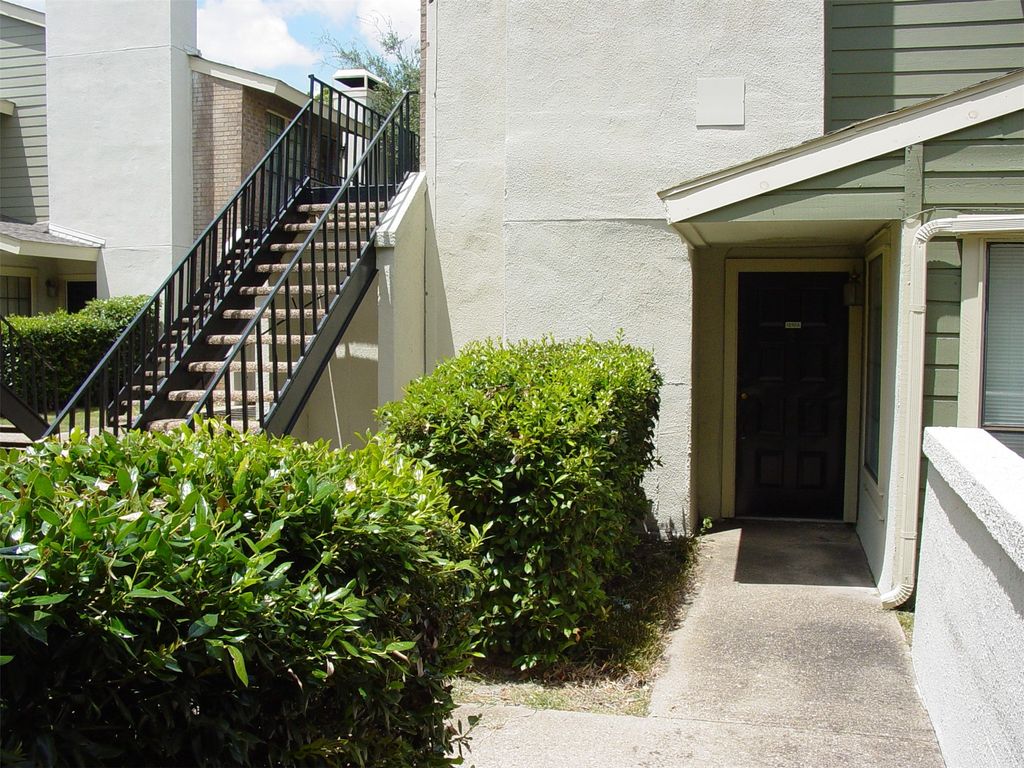 9605 Walnut Street 12104, Dallas, TX 75243