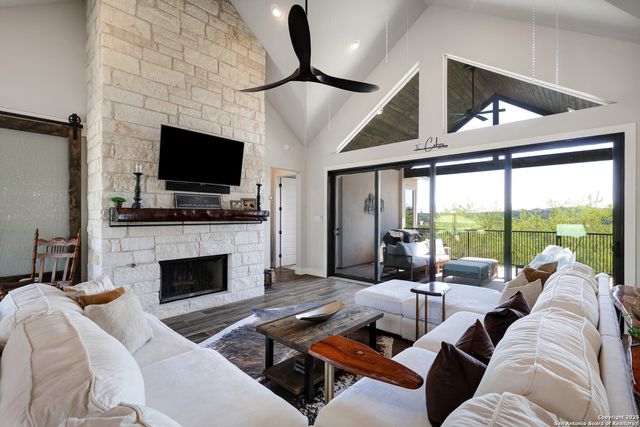 12330 Cross Cut, Helotes, TX 78023