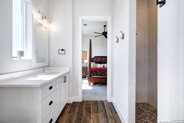 12330 Cross Cut, Helotes, TX 78023
