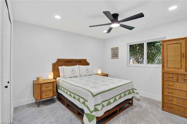 4225 2nd AVE, Cape Coral, FL 33914