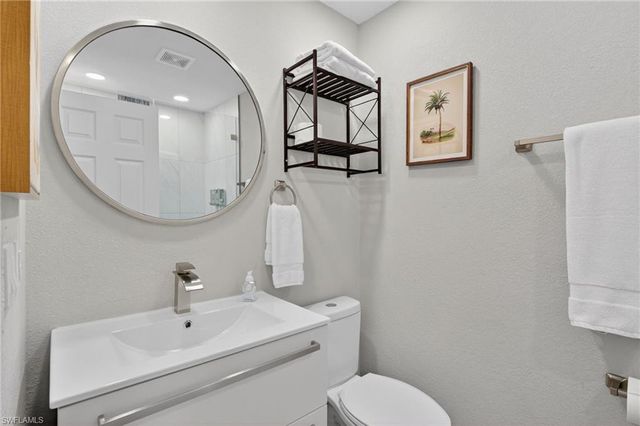 4225 2nd AVE, Cape Coral, FL 33914