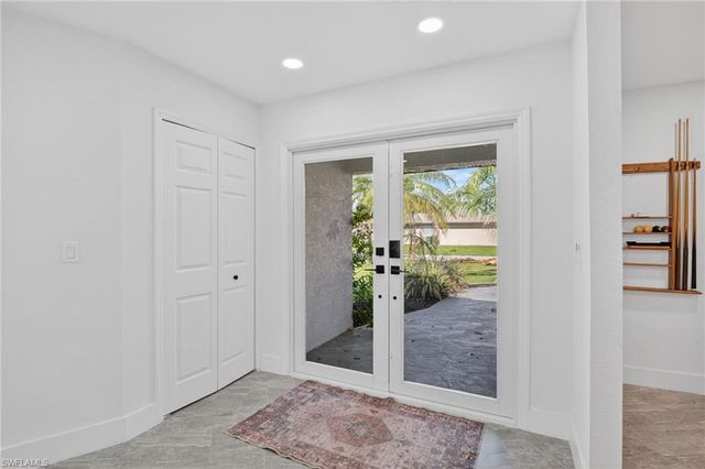 4225 2nd AVE, Cape Coral, FL 33914