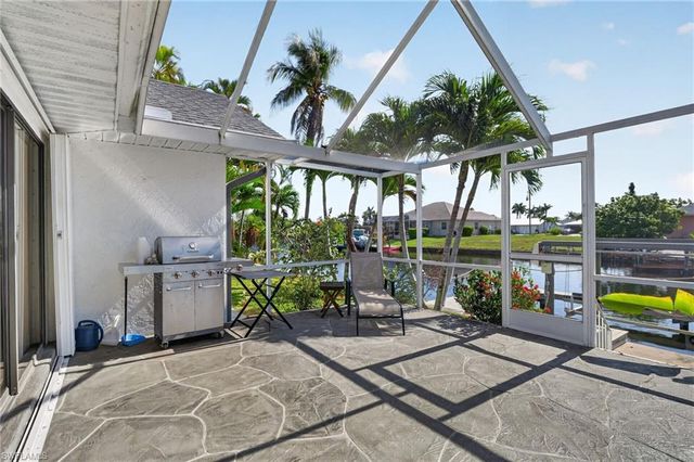 4225 2nd AVE, Cape Coral, FL 33914