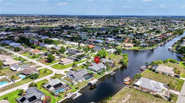 4225 2nd AVE, Cape Coral, FL 33914