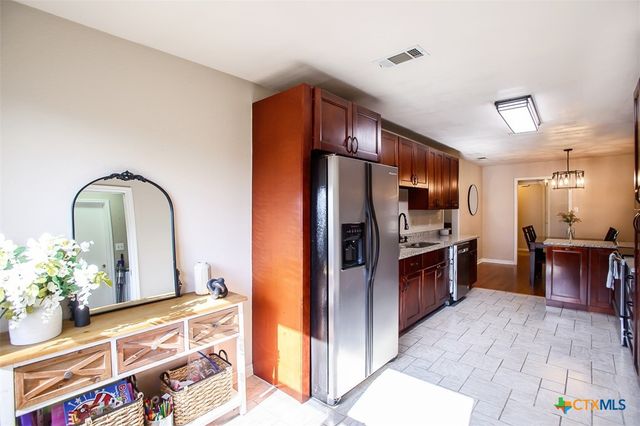 209 Brookway Drive, Killeen, TX 76542