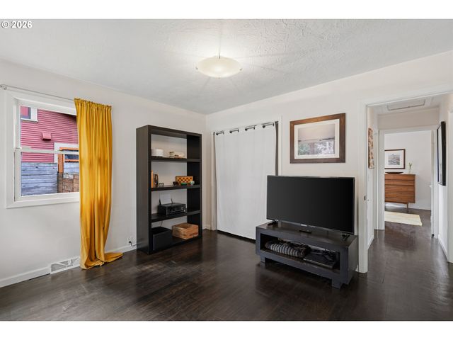 5725 Se 72ND Ave, Portland, OR 97206