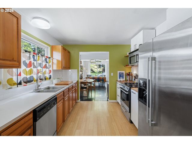 5725 Se 72ND Ave, Portland, OR 97206