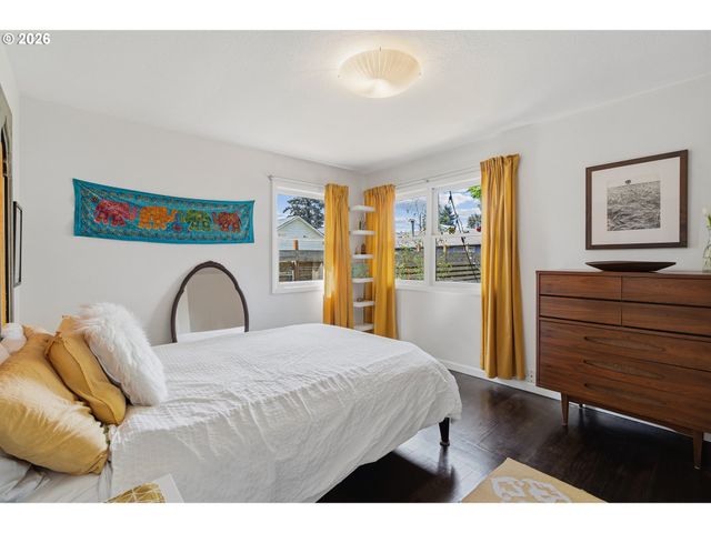 5725 Se 72ND Ave, Portland, OR 97206