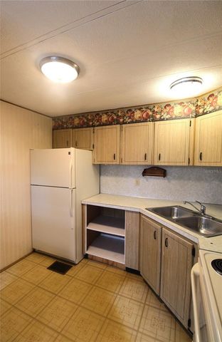 716 49TH AVENUE W, Bradenton, FL 34207