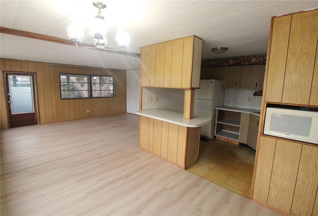 716 49TH AVENUE W, Bradenton, FL 34207