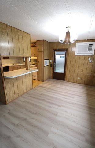 716 49TH AVENUE W, Bradenton, FL 34207