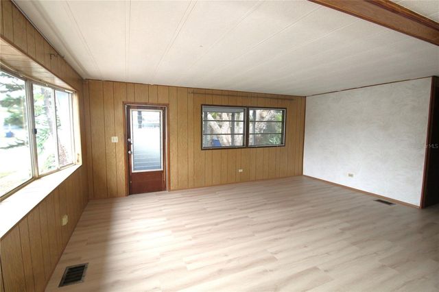 716 49TH AVENUE W, Bradenton, FL 34207