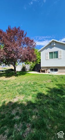 2982 W 2250 N, Clinton, UT 84015