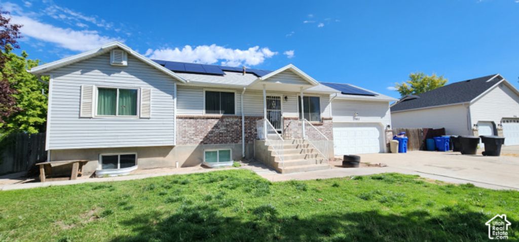 2982 W 2250 N, Clinton, UT 84015