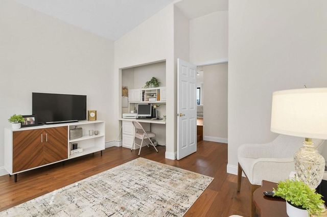 939 943 Dennstedt Place, El Cajon, CA 92020