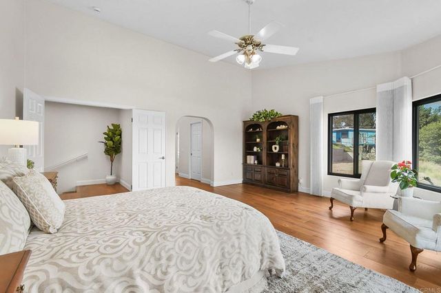 939 943 Dennstedt Place, El Cajon, CA 92020