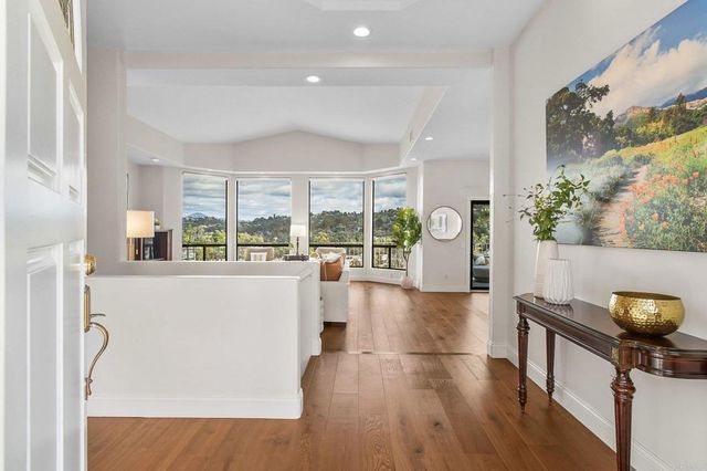 939 943 Dennstedt Place, El Cajon, CA 92020