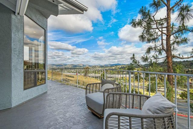 939 943 Dennstedt Place, El Cajon, CA 92020