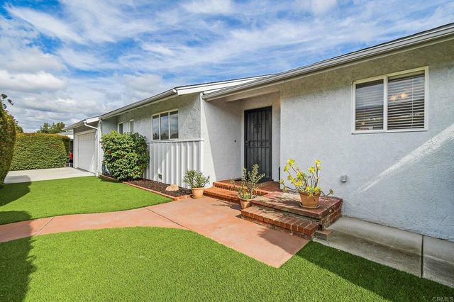 939 943 Dennstedt Place, El Cajon, CA 92020