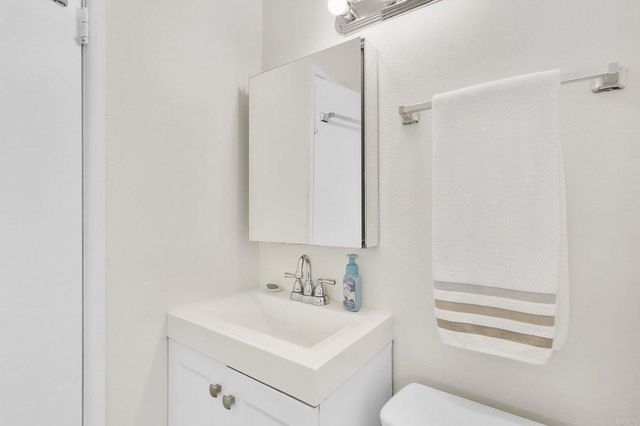 939 943 Dennstedt Place, El Cajon, CA 92020