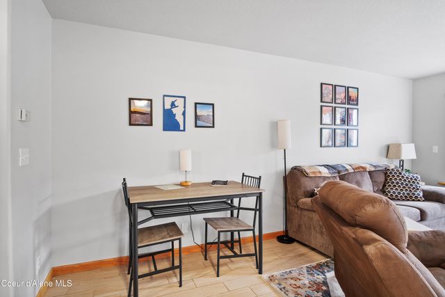 950 W Cameron Ave, 103, Kellogg, ID 83837