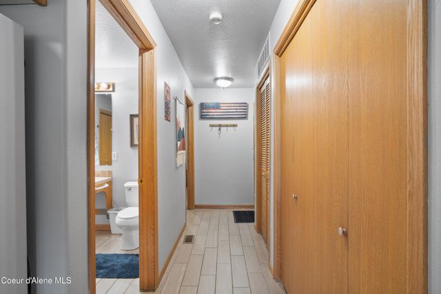 950 W Cameron Ave, 103, Kellogg, ID 83837