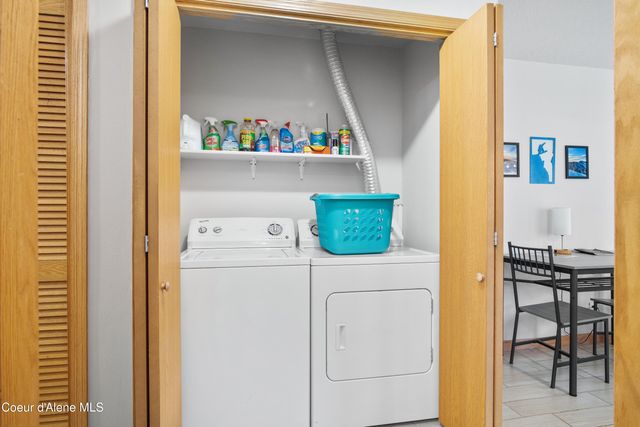 950 W Cameron Ave, 103, Kellogg, ID 83837