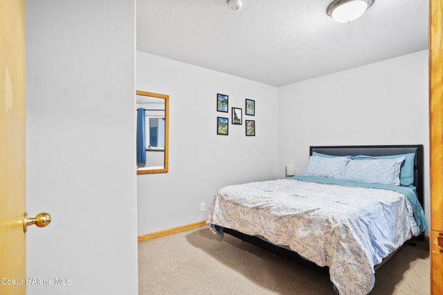 950 W Cameron Ave, 103, Kellogg, ID 83837