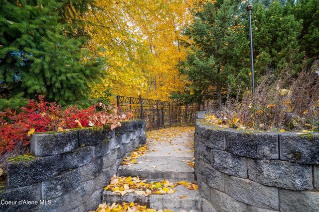 950 W Cameron Ave, 103, Kellogg, ID 83837