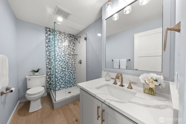 4830 88th Place SE, Mercer Island, WA 98040