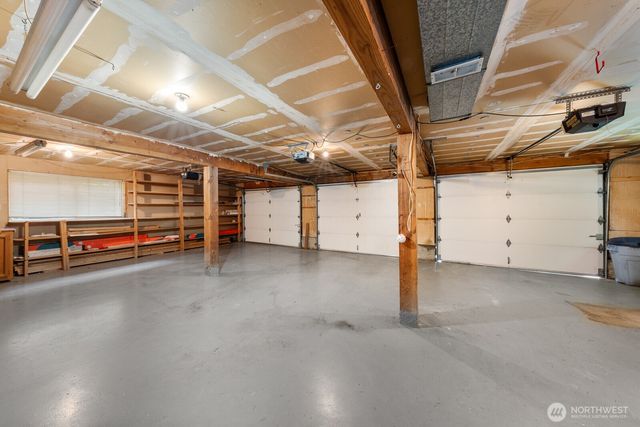 4830 88th Place SE, Mercer Island, WA 98040