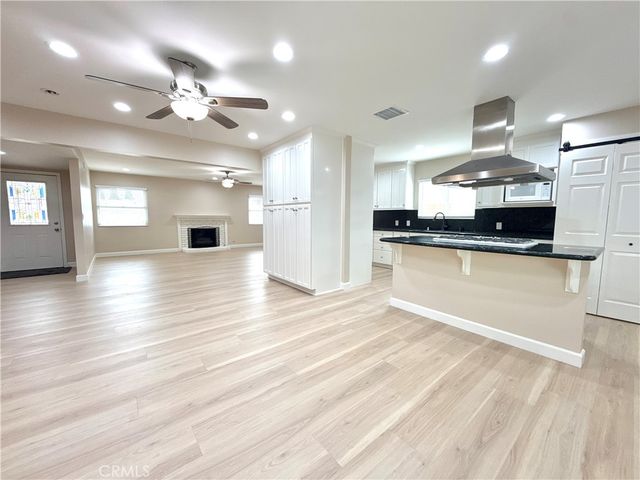 2331 E Adams Avenue, Orange, CA 92867