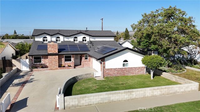 2331 E Adams Avenue, Orange, CA 92867