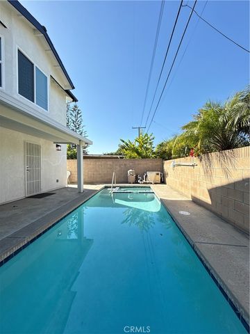 2331 E Adams Avenue, Orange, CA 92867