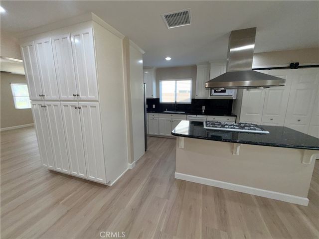 2331 E Adams Avenue, Orange, CA 92867