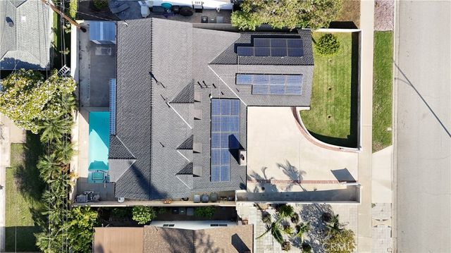 2331 E Adams Avenue, Orange, CA 92867