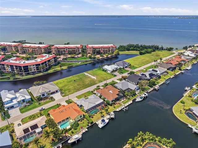 81 COLONY POINT DRIVE, Punta Gorda, FL 33950