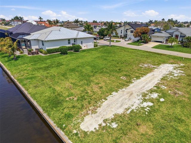 81 COLONY POINT DRIVE, Punta Gorda, FL 33950