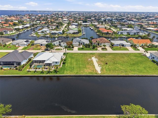 81 COLONY POINT DRIVE, Punta Gorda, FL 33950