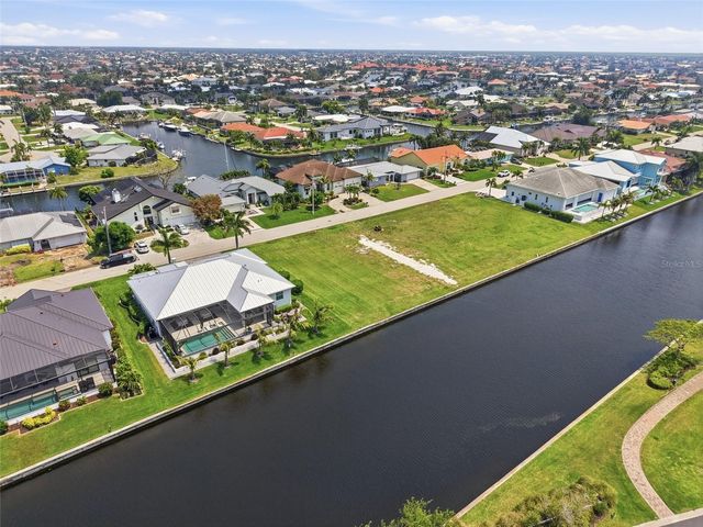 81 COLONY POINT DRIVE, Punta Gorda, FL 33950