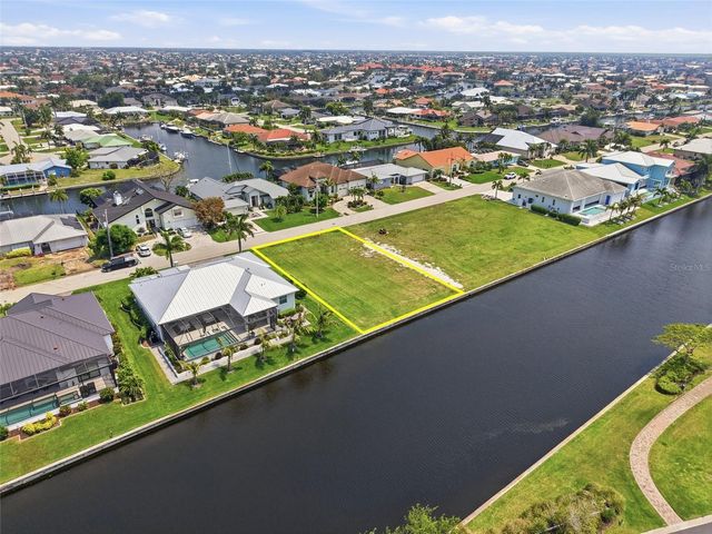81 COLONY POINT DRIVE, Punta Gorda, FL 33950