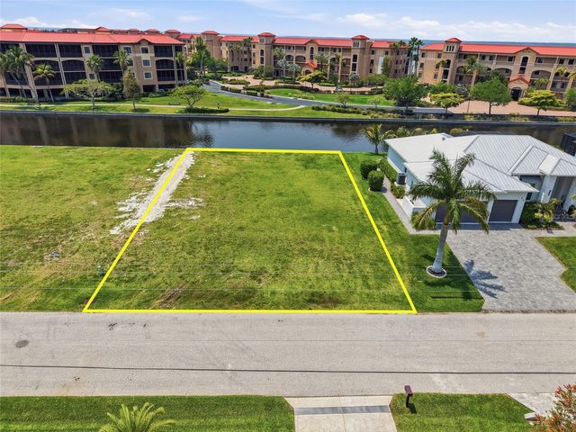 81 COLONY POINT DRIVE, Punta Gorda, FL 33950