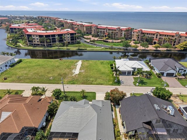 81 COLONY POINT DRIVE, Punta Gorda, FL 33950