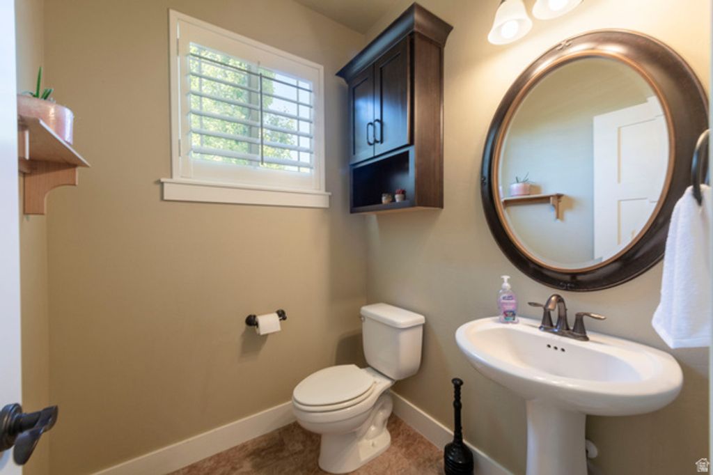 Image 16 of property listing at 5079 W EMMELINE DR, Herriman, UT 84096