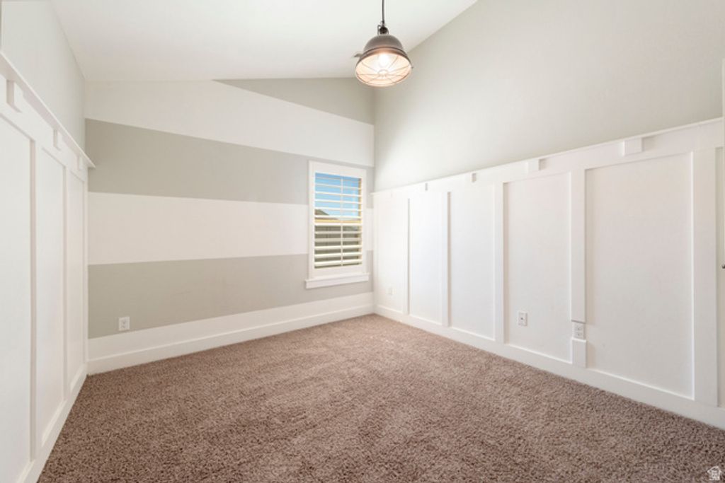 Image 31 of property listing at 5079 W EMMELINE DR, Herriman, UT 84096
