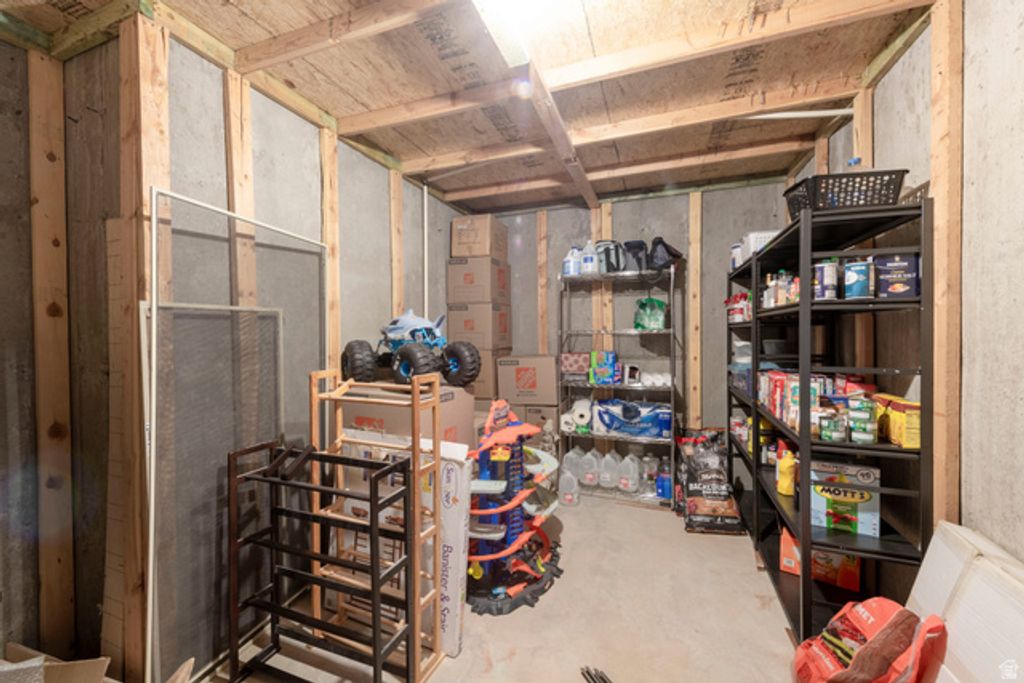 Image 40 of property listing at 5079 W EMMELINE DR, Herriman, UT 84096