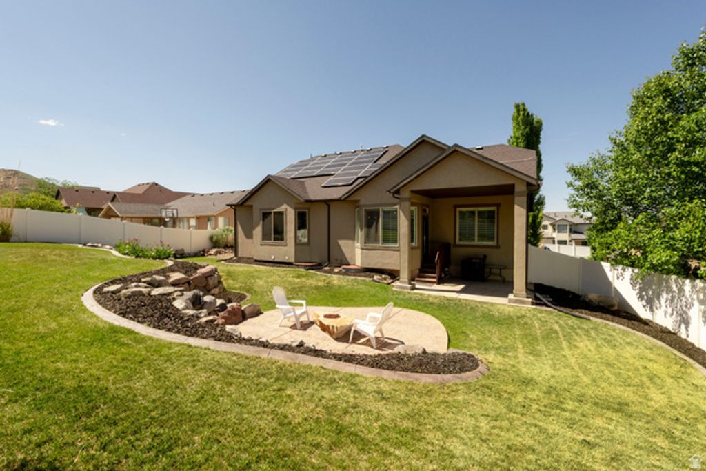 Image 43 of property listing at 5079 W EMMELINE DR, Herriman, UT 84096