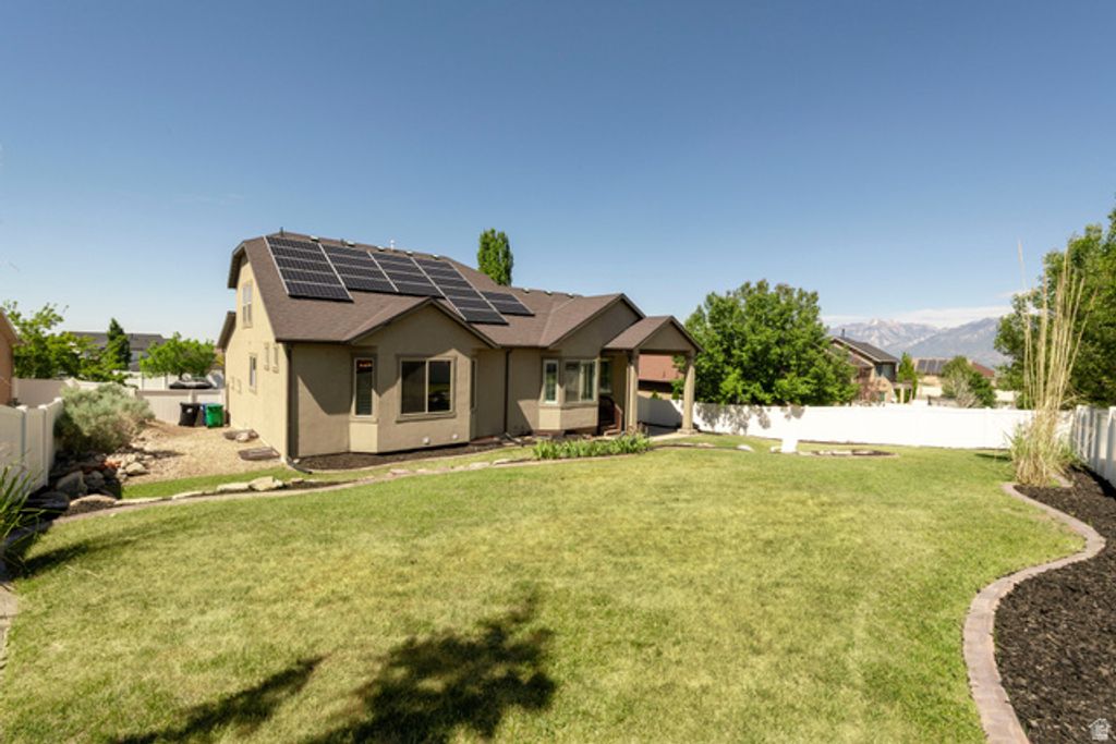 Image 45 of property listing at 5079 W EMMELINE DR, Herriman, UT 84096